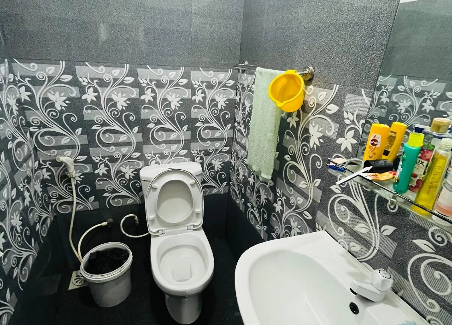 Haranya Homestay Hatton Hotel